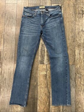 Guess Men's Straight Jeans in Medium Blue Wash